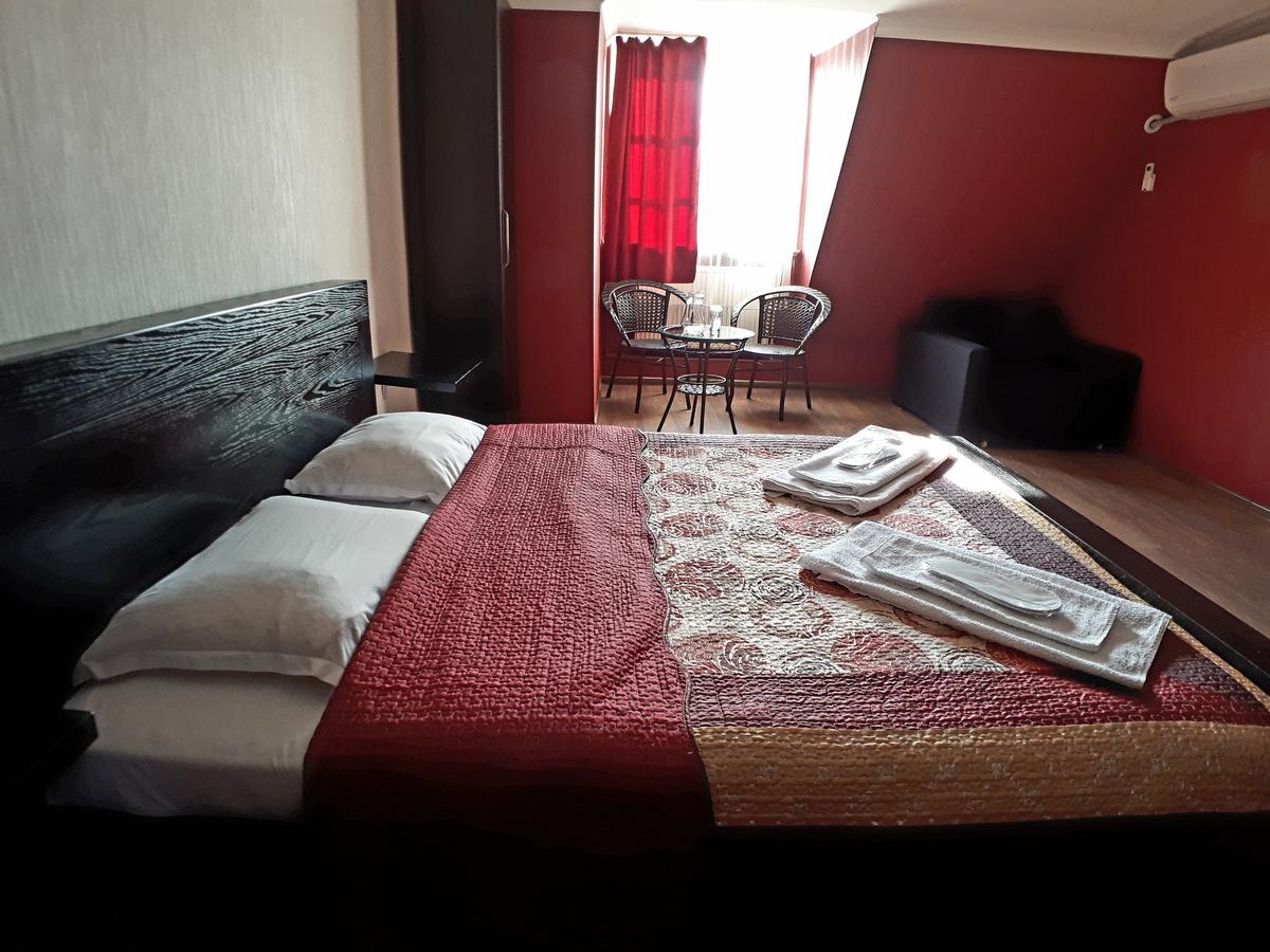 Vazi Hotel Tbilissi Extérieur photo